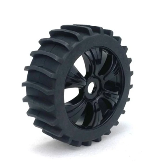 rc car with paddle tires