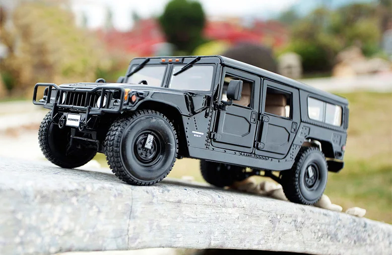 Authentic 1:18 Hum-mer -H1 mais*to simulation alloy car model alloy off-road vehicle model collection