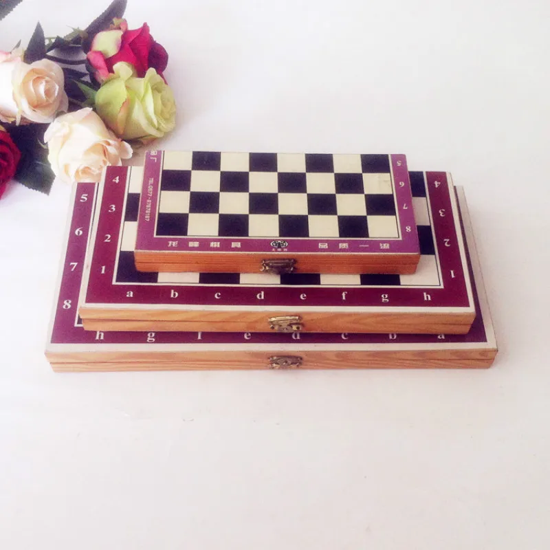 

Large Three-Dimensional Chess Wooden Chess Folded Medium And Small Number