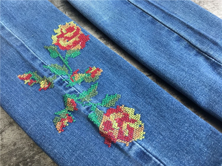 2017 European and American women's high waist elastic front and rear side of the cross embroidery roses washed cat to be cowboy pants pants pants (20)