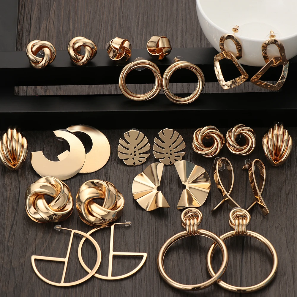 

1Pair Gold Color Retro Twisted Love Knot Stud Earrings Retro Women Geometric Stud Metal Earrings For Women Jewelry Accessories