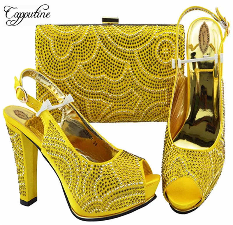 

Capputine Pretty Green Color Woman Pumps Shoes Set For Wedding 2019 New Design Italian Square Heels Gold Color Shoes