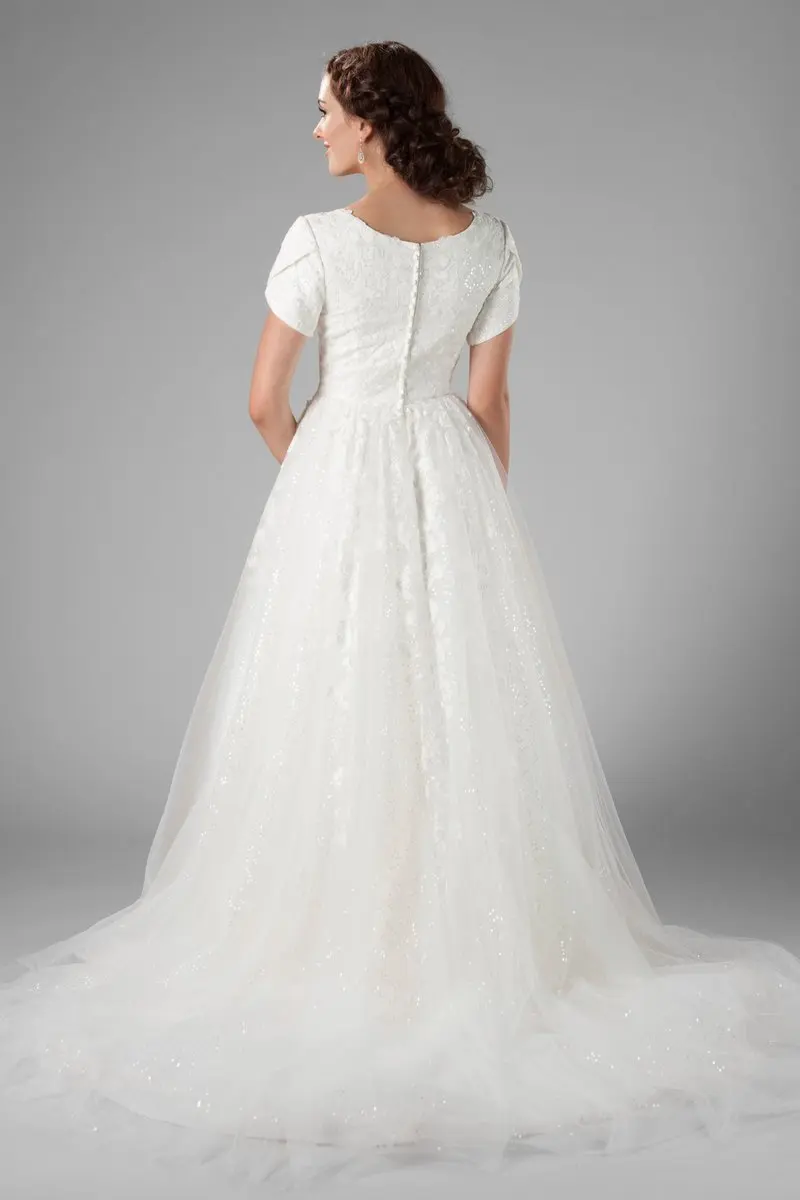 modest-wedding-dresses-Opal-back-DNMedit_800x
