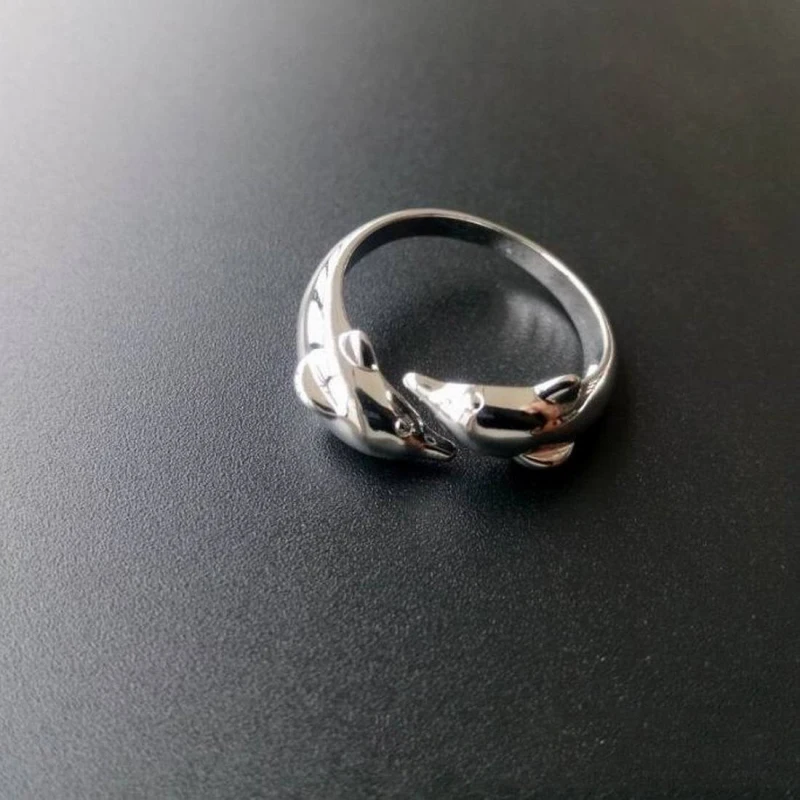 New Fashion Silver Color Party Wedding Rings For Women Cute Lovers Couples Dolphin Adjustable Ring Female Jewelry Accessories