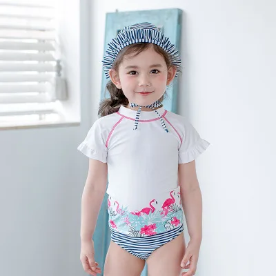 Girls Flamingo Korea Style three-Piece Set Summer Children Girls Swimwear Beachwear Rash Guard & swim Puppy Trunks Set Baby
Girls Flamingo Korea Style three-Piece Set Summer Children Girls Swimwear Beachwear Rash Guard & swim Puppy Trunks Set Baby