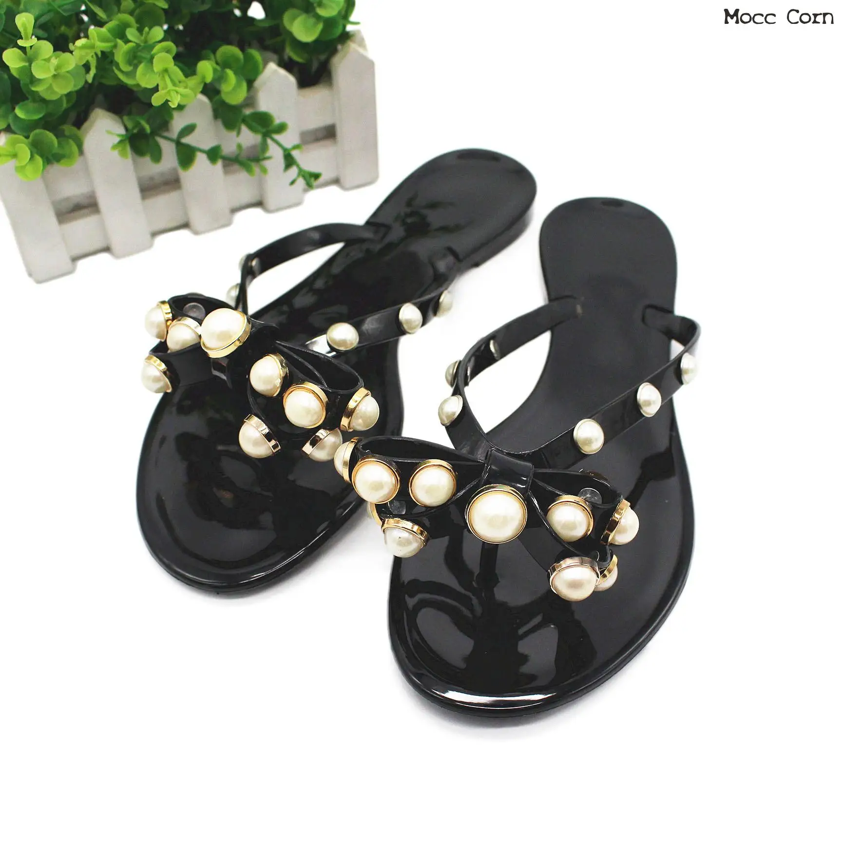

2019 Bow Indoor Floor Home Slipper Summer Pearl Fashion Rivet Bow Flat Flip Flops Women Wear Cool Slippers Bathroom Jelly Shoes