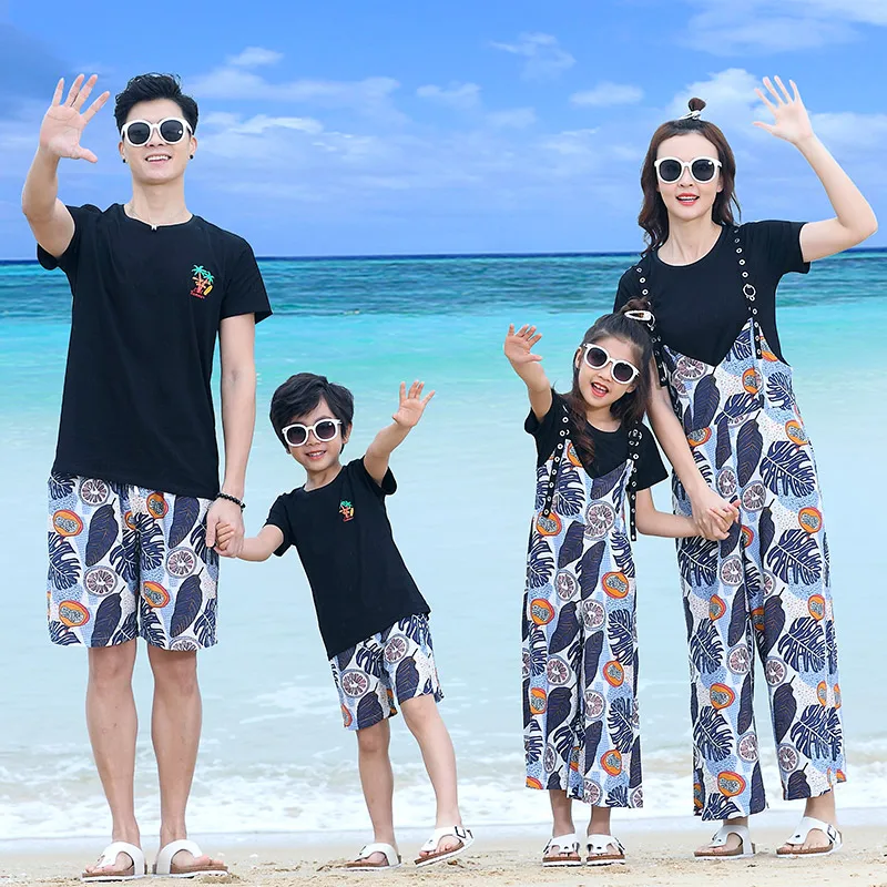 

mother daughter father son matching clothes family clothing black t shirt men casual beach pants girls fashion wide leg pants