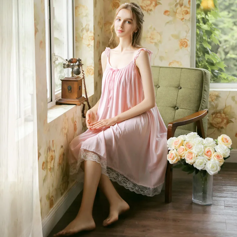 

2019 Princess Style Honeymoon Nightdress Elegant Lace Summer Chemise Bathrobe Women Night Wear Home Dress Cotton Nightgown