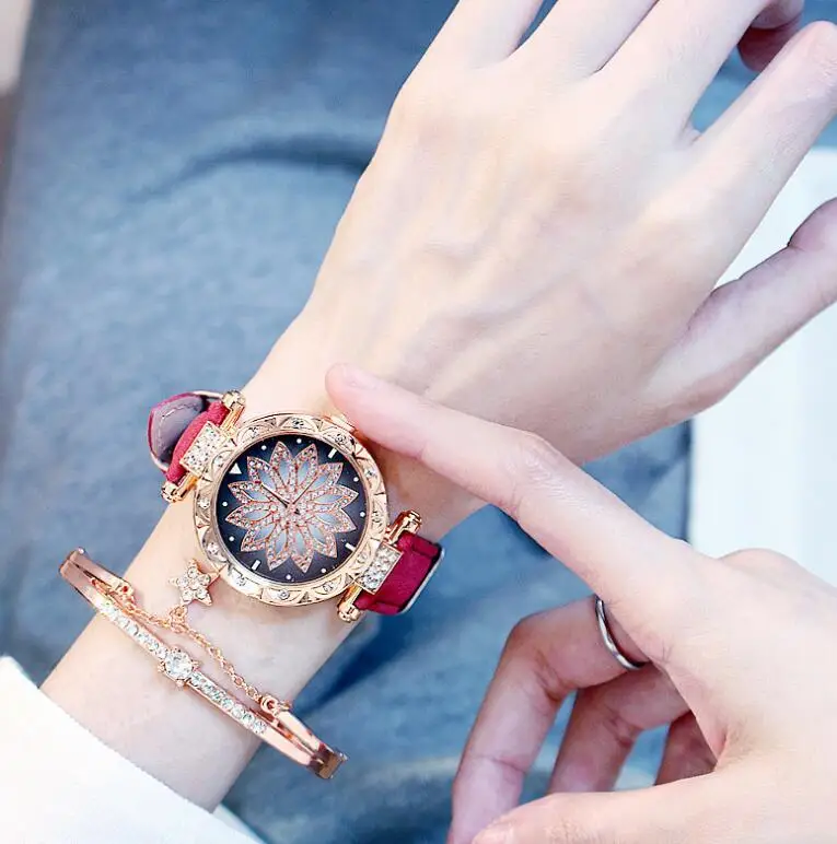 Восьмиугольное время работы сети красный vibrato часы Женская мода - Цвет: Красный