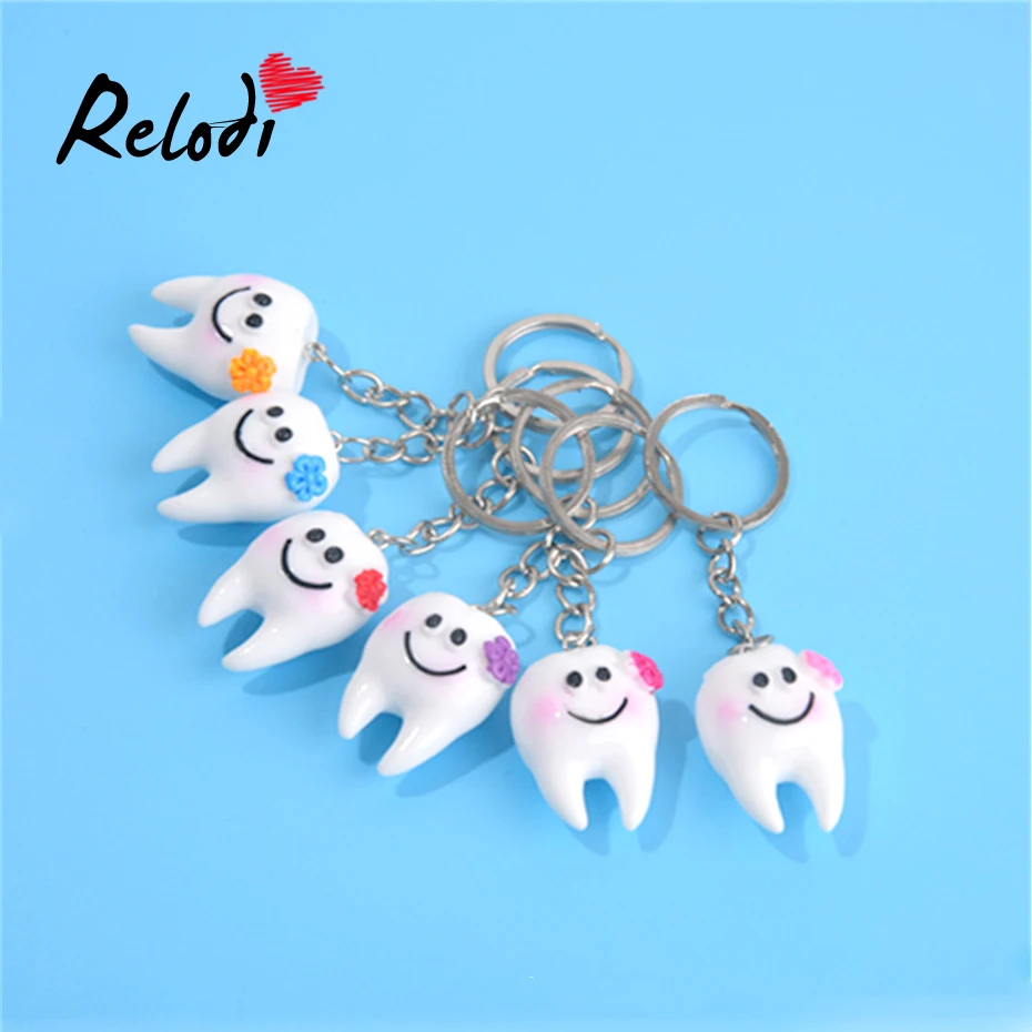 

Relodi Creative Simulated Tooth Keychain Resin Key Ring Key Fob for Children Gift Accessories Wholesale Random Delivery SP2430