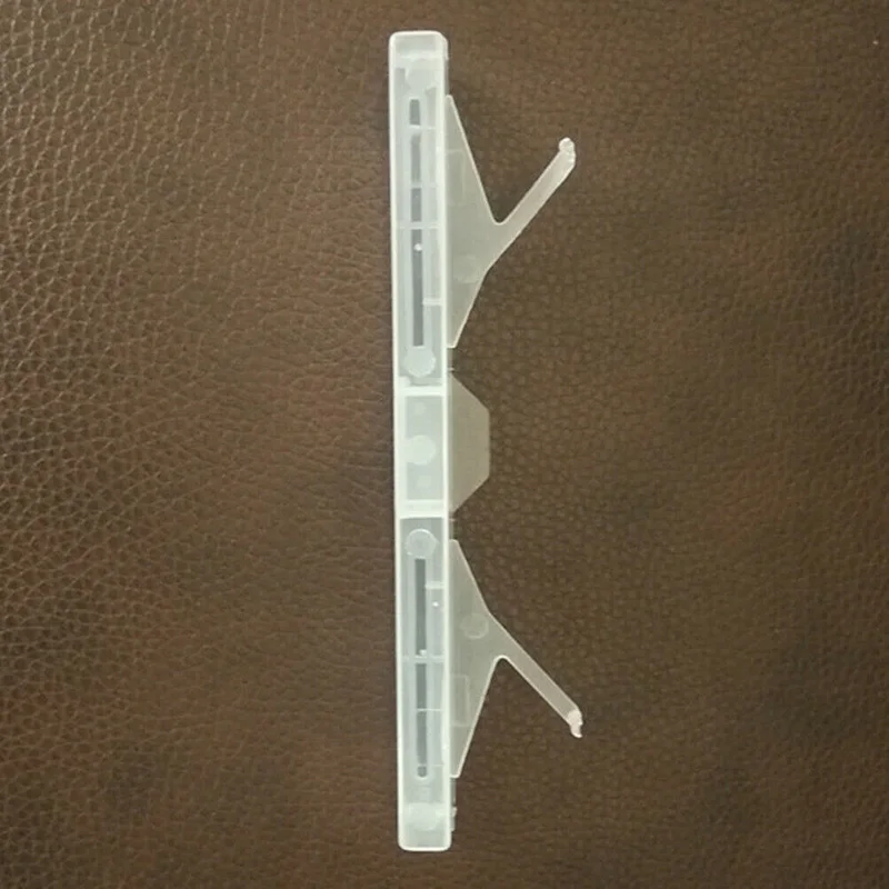 

6pcs 13*5*1cm Beekeeping Beetles Traps Plastic Tool Hanged Equipment Supplies