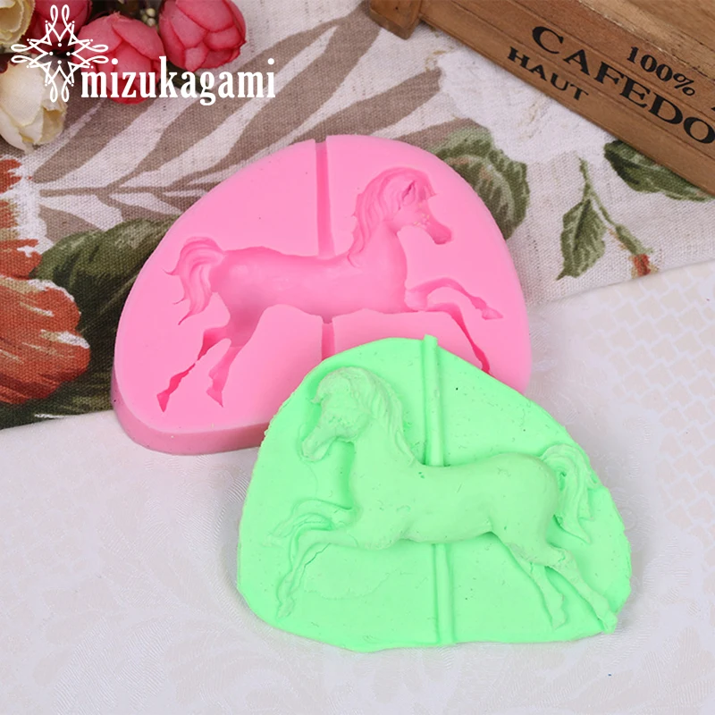 1PCS UV Resin Jewelry Liquid Silicone Mold Animal Carousel Shape Resin Molds For DIY Pendant Charms Making Jewelry