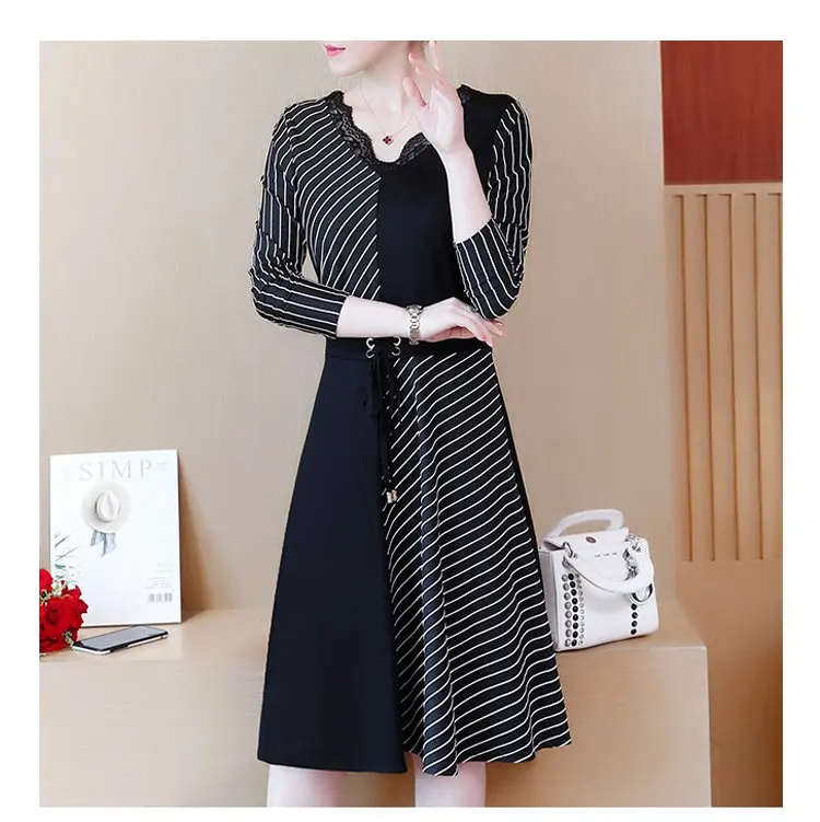 2019 Korean Fashion Women Dress Autumn Large Size Dresses Striped Patchwork Dress Ladies Lace V-Neck Long Sleeve Vestidos Robe Femme (5)