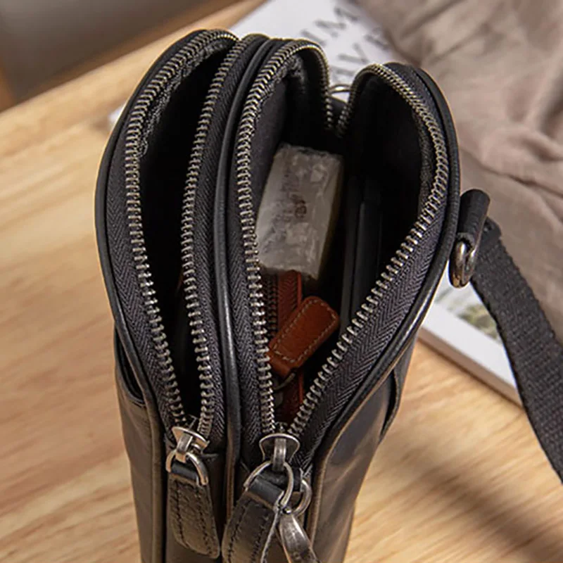 AETOO Men's leather oblique cross bag, leather mini bag, one-shoulder mobile phone bag, small bag