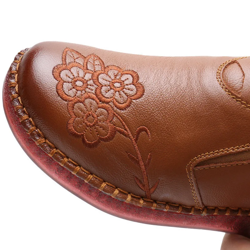 Retro Handmade Women's Genuine Leather Flats Shoes Solid color Slip on Round Toe Flat Shoes Woman 3 Colors Ladies Loafers