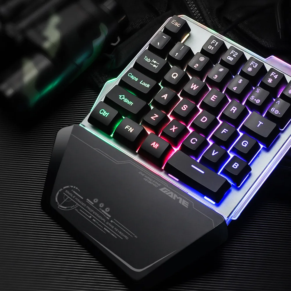 G40 Wired Gaming Keypad with LED Backlight 35 Keys One handed Membrane Keyboard Keypad Mini