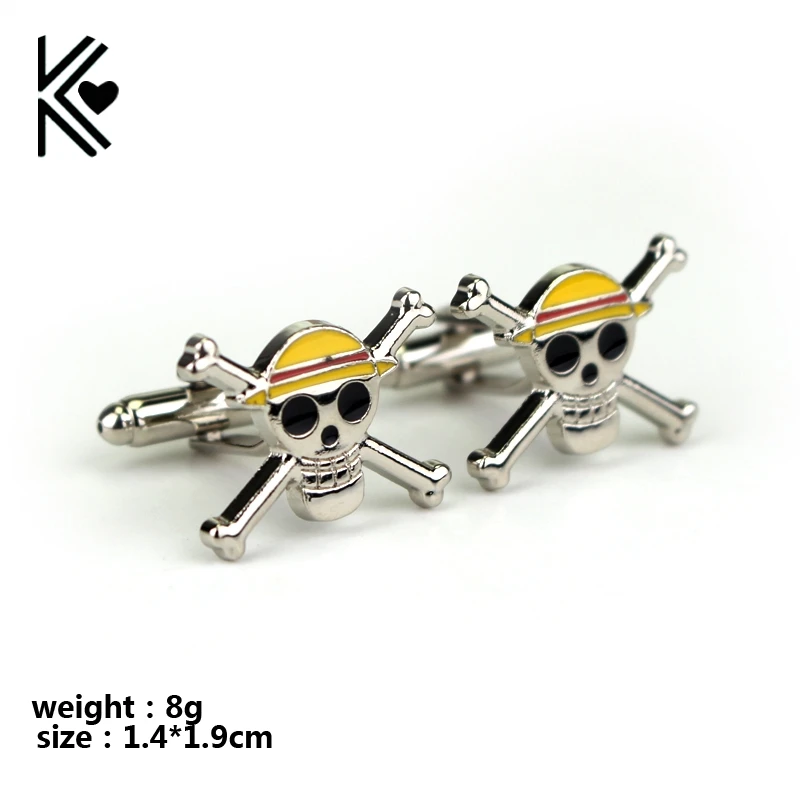 

Drop Shipping Cool !Anime One Piece straw Hat Pirates Skull Logo Cufflinks for Man Woman Halloween Gift Party Jewelry