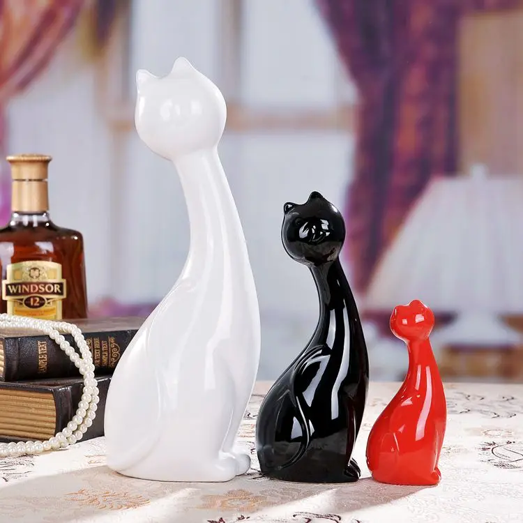 

Three family cats ceramics animal statue Home Decor porcelain crafts kawaii cat figurines room decorations weddig decoration