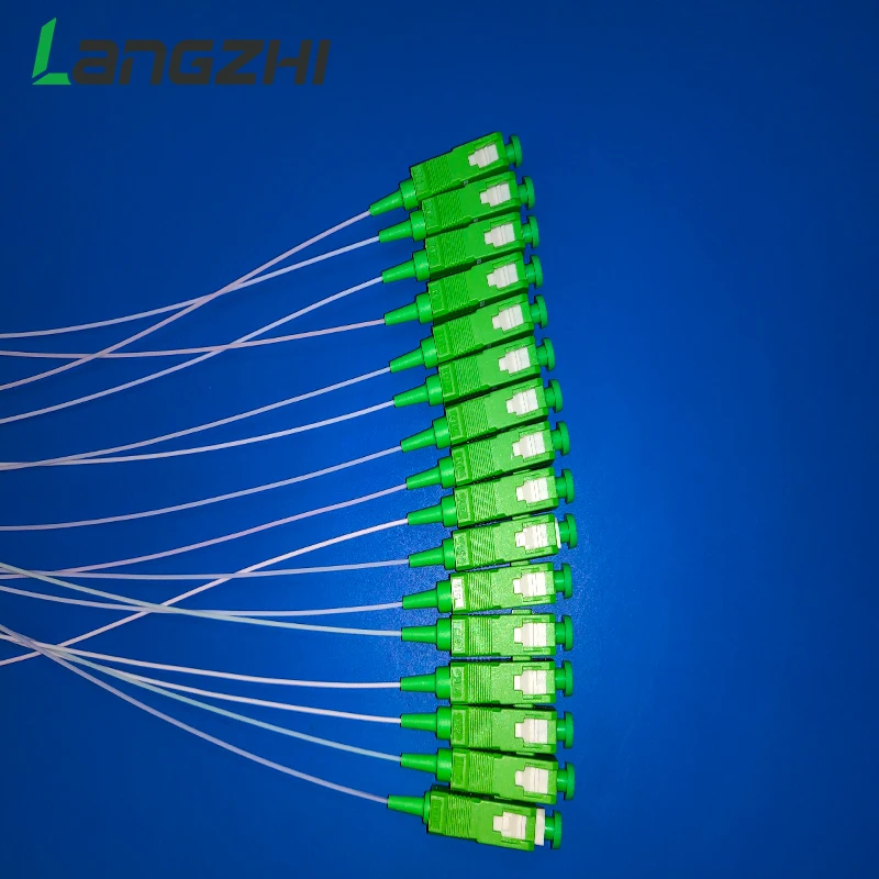 Goedkoop 10 pieces SC APC Single Mode Glasvezel FTTH 0.9mm Mini PLC Splitter 1x16 SC APC Enkele mode Fiber Optische PLC Splitter