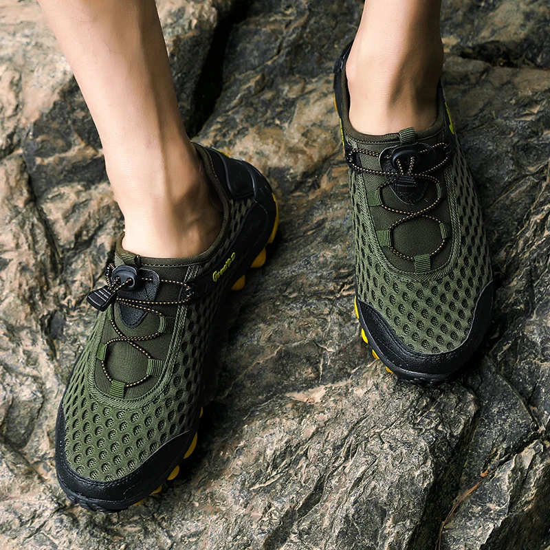  Aqua Shoes Ultra-light Quick-drying Beach Water River Walking 2019 Summer Men Mesh Breathable Flotillas Outdoor Hiking (32)