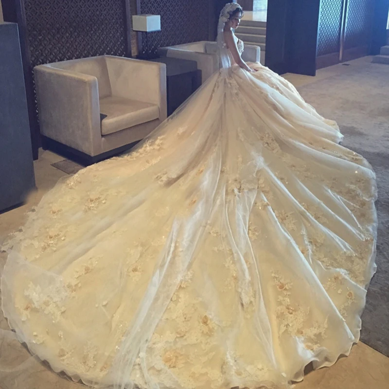 Luxury-Ball-Gown-Sweetheart-Flowers-Beaded-Lace-Wedding-Dresses-2017-1-5-M-Cathedral-Train-Church