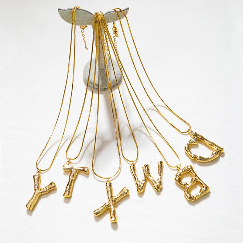 

Hot A-Z letter Alphabet necklaces women men HIP HOP gold color Chain Exaggerated Metal Letter Lava jewelry Clavicular chain