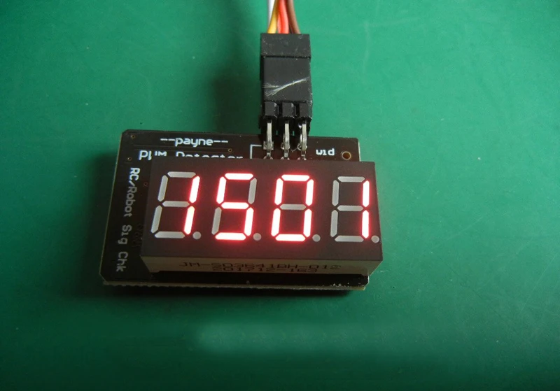 

1PC PWM Detector Robot/Flight Control Servo Debugging Receiver Signal ESC Tester 3.6v-5.8v Spare Parts for RC Boat/Aircraft
