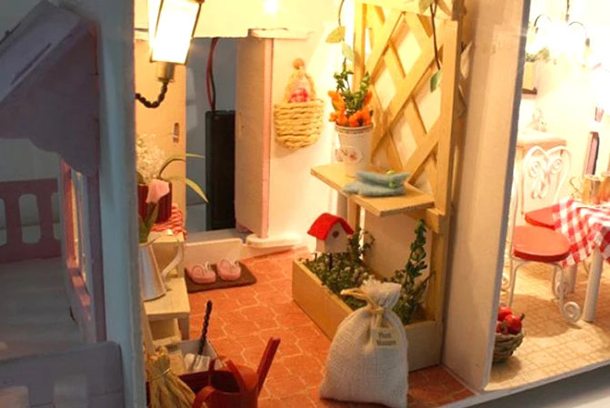 13007 DIY doll house gift (7)