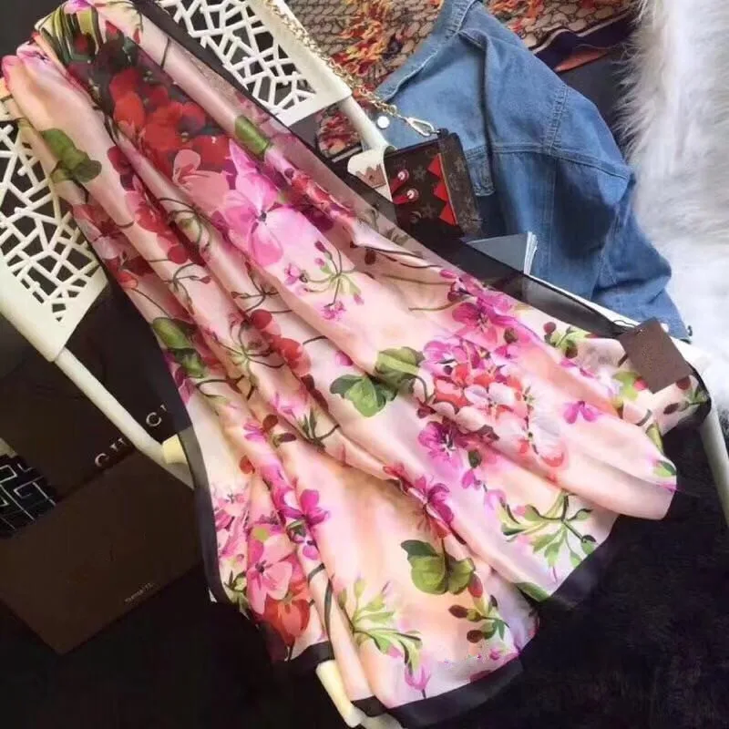 

New Silk Scarf Satin Silk Printed Long Towel Gift Shawl in Spring, Summer and Autumn 90*180cm 68090