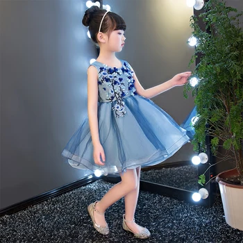 

Hot Sales O Neck Appliques Mini Flower Girls Dresses Summer 2017 New Princess Gown Sleeveless Vintage Wedding Party Dress QX281