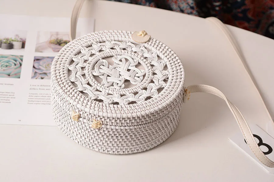 New Vintage Handmade Women White Rattan Bags Stars Flowers Straw Woven Bohemia Style Shoulder Bag Crossbody Handbags B374