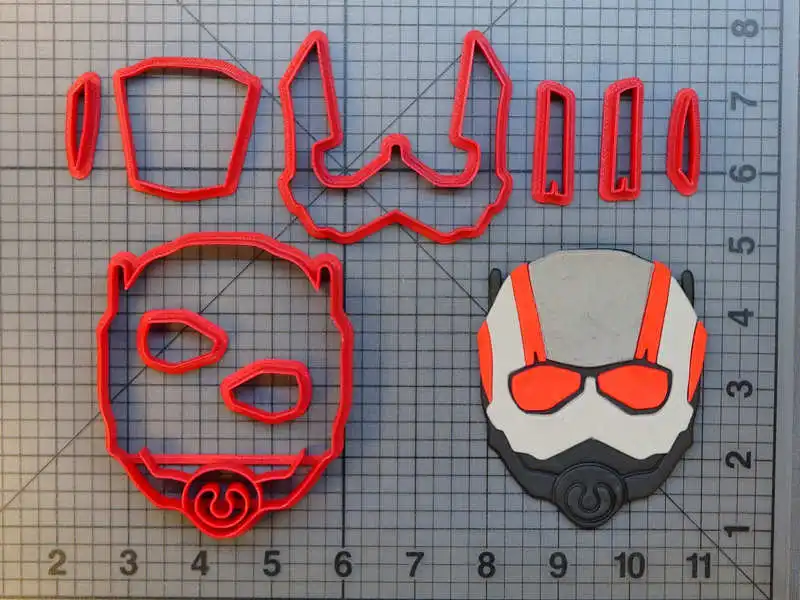 JB_Ant-Man-Mask-266-852-Cookie-Cutter-Set-Super-Hero-266-852_
