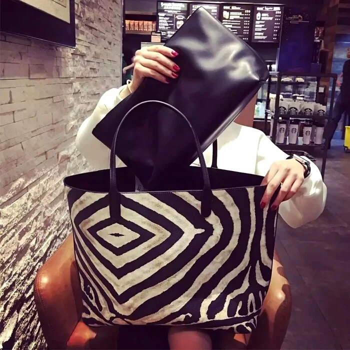 

2018 Luxury Handbags Women Bags Designer New Zebra Stripes Pattern combined Large capacity mummy bag Casual Tote Handbags