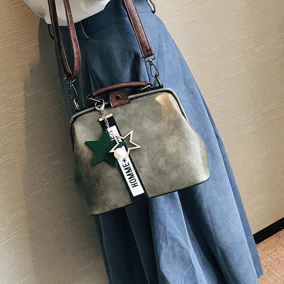 Women Handbag Leather Shoulder Bag Female Doctor Crossbody Hand Totes Star Pendant Tassel Rivets Casual Famous Brand Women Bags