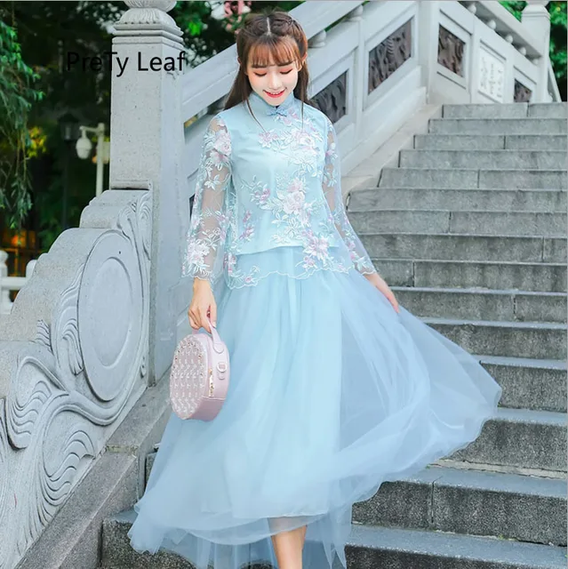 Best Price 2018 Summer retro embroidery fresh two-piece suit Best Price 2018 Summer retro embroidery fresh two-piece suit