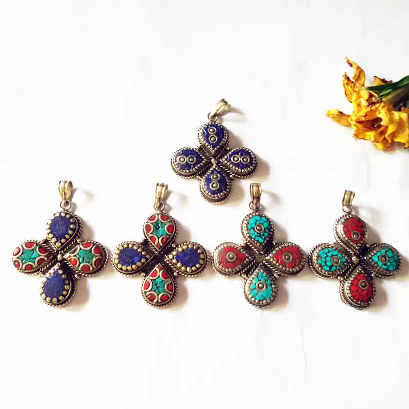 

TBP271 Nepal Vintage Clover Pendant Inlay Colorful Stone Flower Tibetan Jewelry