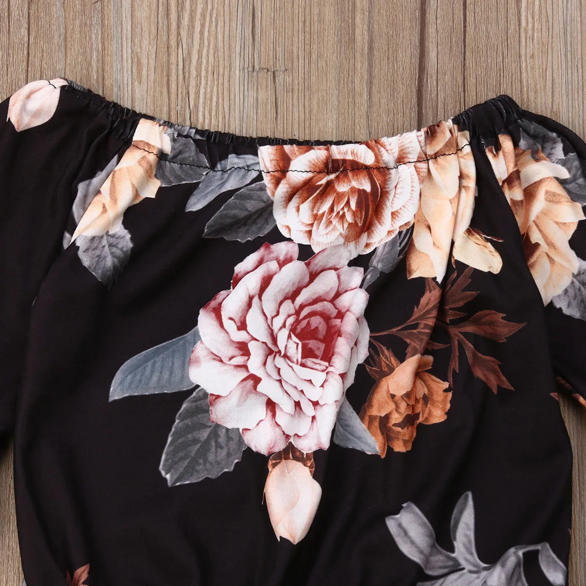 Брендовая одежда для маленьких девочек летний модный комплект из 2 предметов: футболка с цветочным принтом топы+ длинные факельные штаны в полоску, комплект одежды