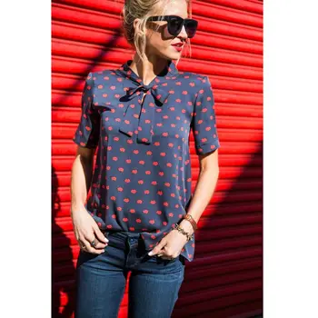 

Women's Chiffon Lips Print Bow Casual Blouse