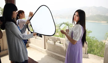 

free shipping New Quality Big 80cm / 31.5'' Portrait Studio Triangular Flash Reflector w/ Grip Handle 2in 1 Gold& Silvery