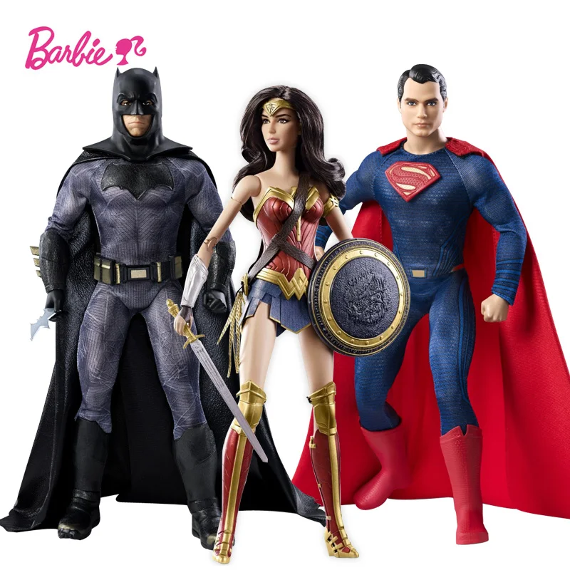 Барби оригинальные Барби Бэтмен военный, Супермен серии Барби Бэтмен DGY04 Супермен DGY05 чудесная женщина DGY06 лучший выбор для подарка