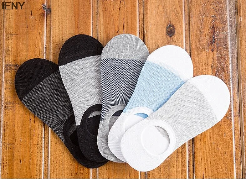 

IENY Spring and summer mesh breathable invisible boat socks rice word stripe silicone non-slip socks men's socks
