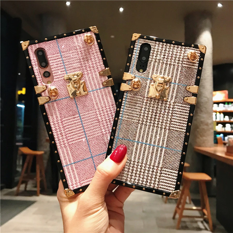 

luxury 3d grid shoulder strap silicone case For huawei P20 p30 pro mate 20 pro nova 3 3i 4 case coveranti-knock protective phone