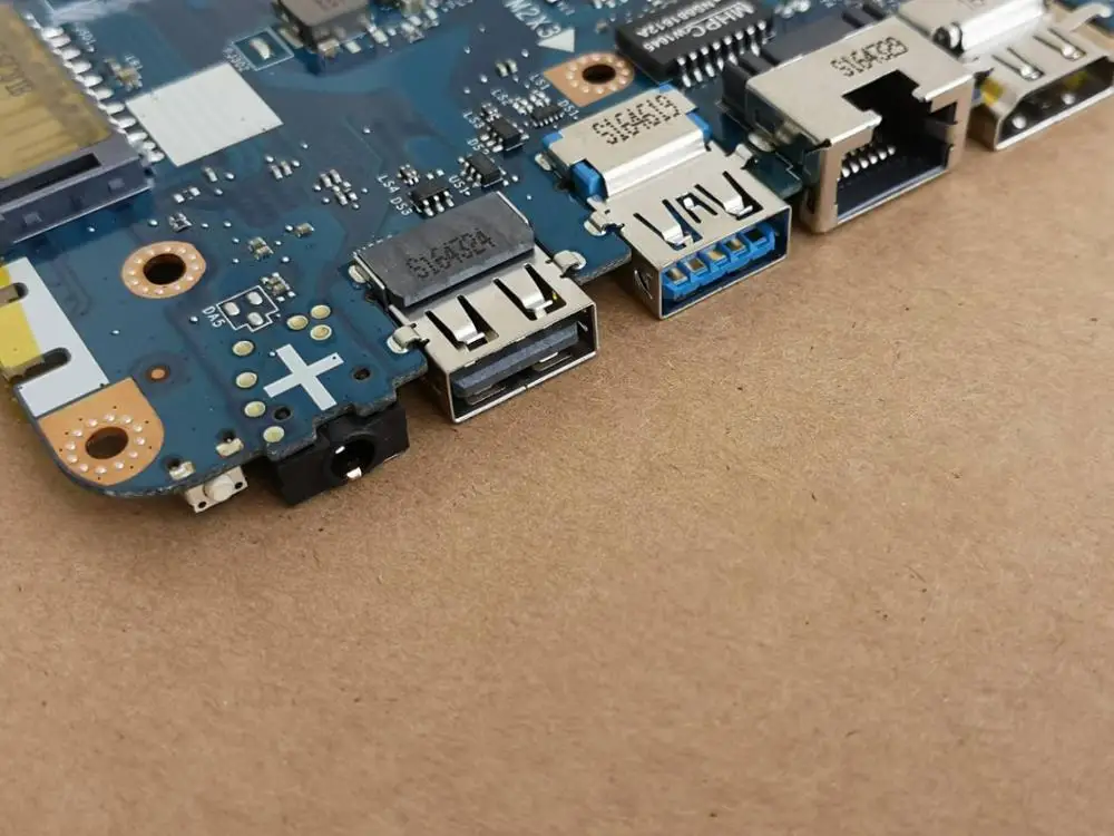 Free Shipping For Lenovo 100-14IBY 100 14IBY B40