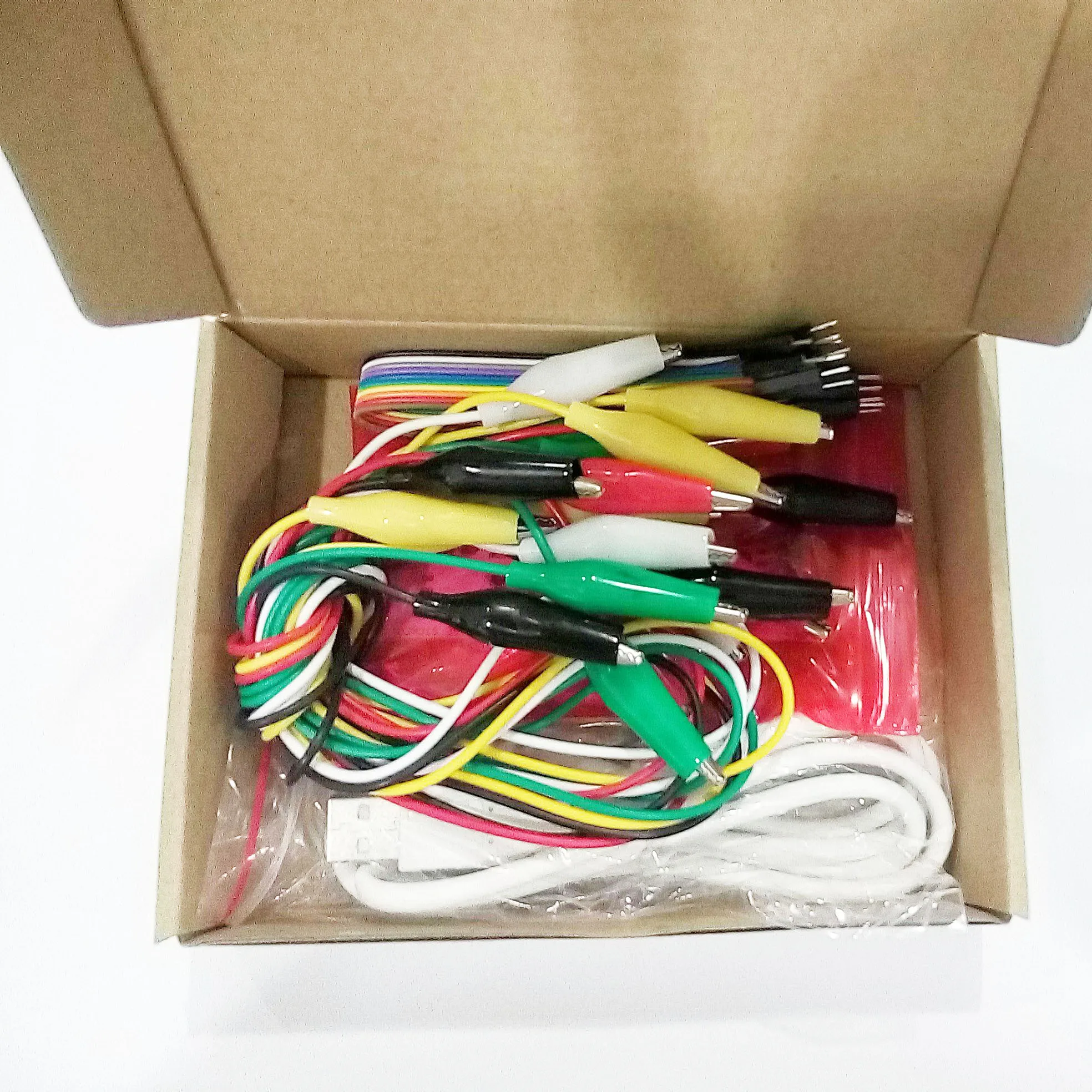 

MaKay Makay Deluxe Kit with USB Cable Dupond Line Alligator Clips for Children