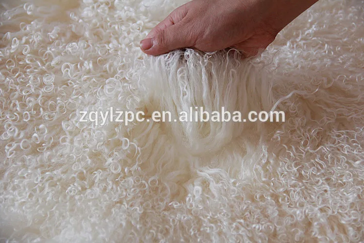 

real color Curly Sheepskin Pelt / Curly Mongolian Lamb Fur Skin