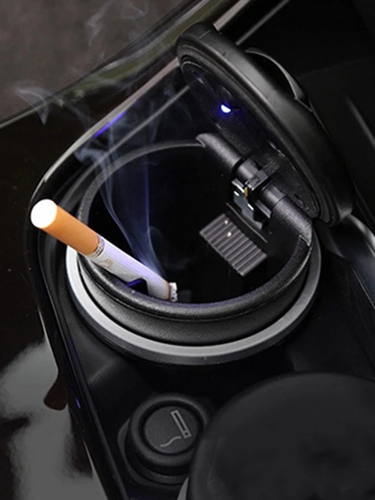 Car Portable LED Light Car Ashtray Universal Cigarette Cylinder Holder Blue LED Light Smokeless Ashtray Cigarette Holder Luxury