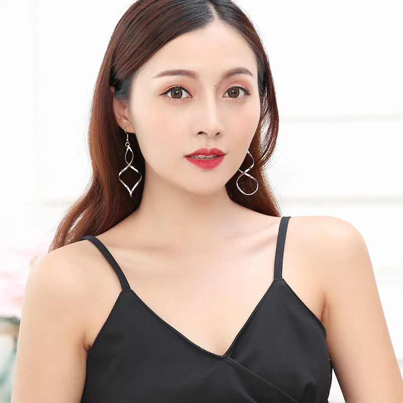 9365640658_204193426