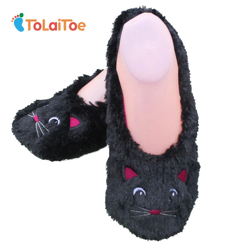 

ToLaiToe 2018 latest Style Winter Cute Embroidered Cartoon Home Slippers Animal Flannel Slippers Plush Household slippers