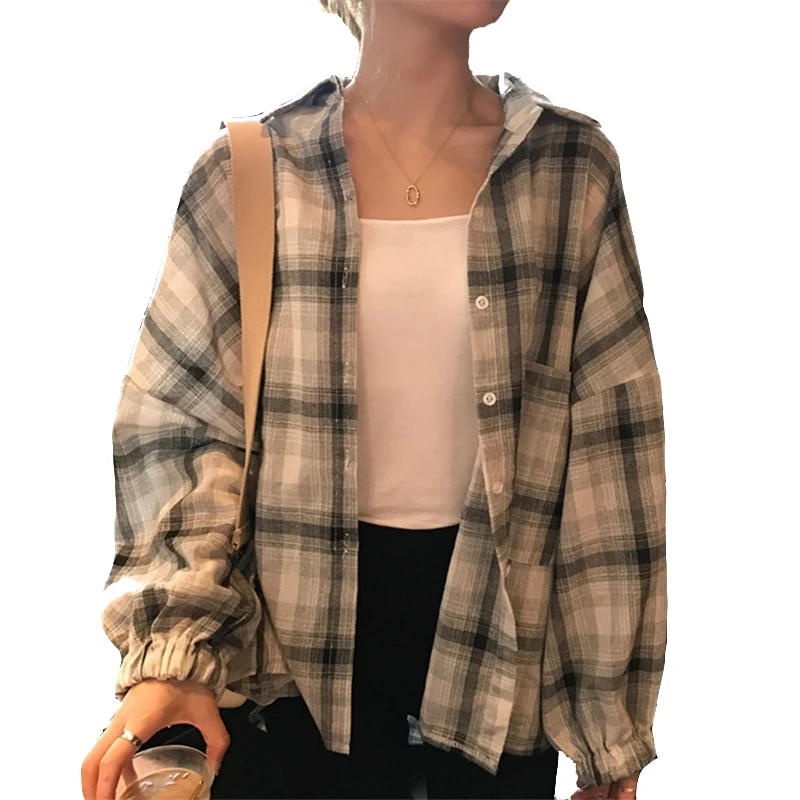 

2019 spring and summer new Korean version of the simple loose lapel retro lattice double pocket lantern sleeve shirt shirt women