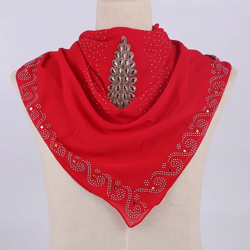 Красивый Летний шифоновый мусульманский хиджаб квадратный шарф изысканный Чешский Стразы узор Исламский длинный платок 95x100 см - Цвет: 2 red